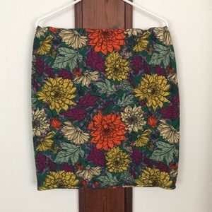 Lularoe floral Cassie skirt